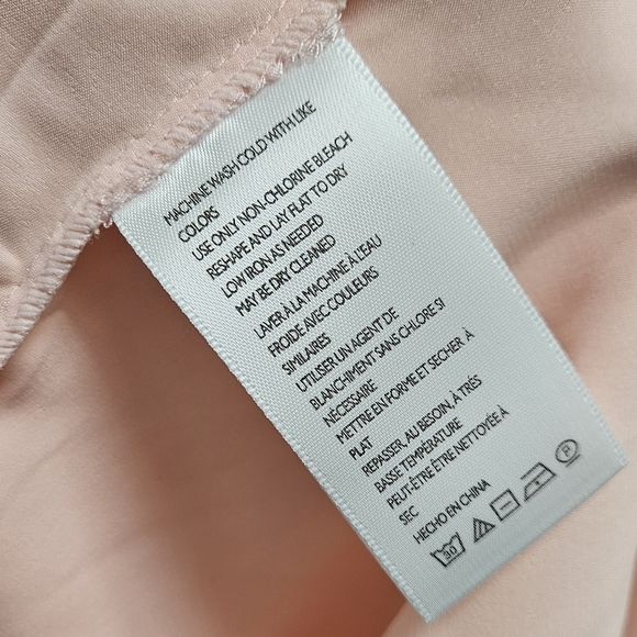 NWT/ UO Raffia Barbie Pink Woven Pouch - Picture 8 of 8